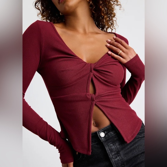Burgundy Ribbed Knot-Front Cutout Long Sleeve Top - Picture 2 of 4